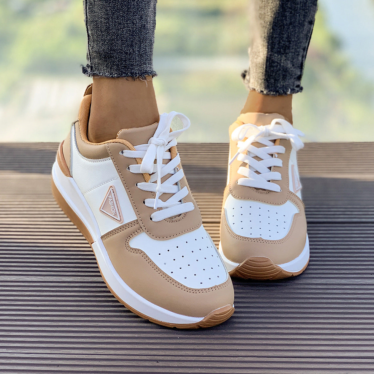 New Casual Low-Top Fashion Sneakers: Wedge Shoes for Women