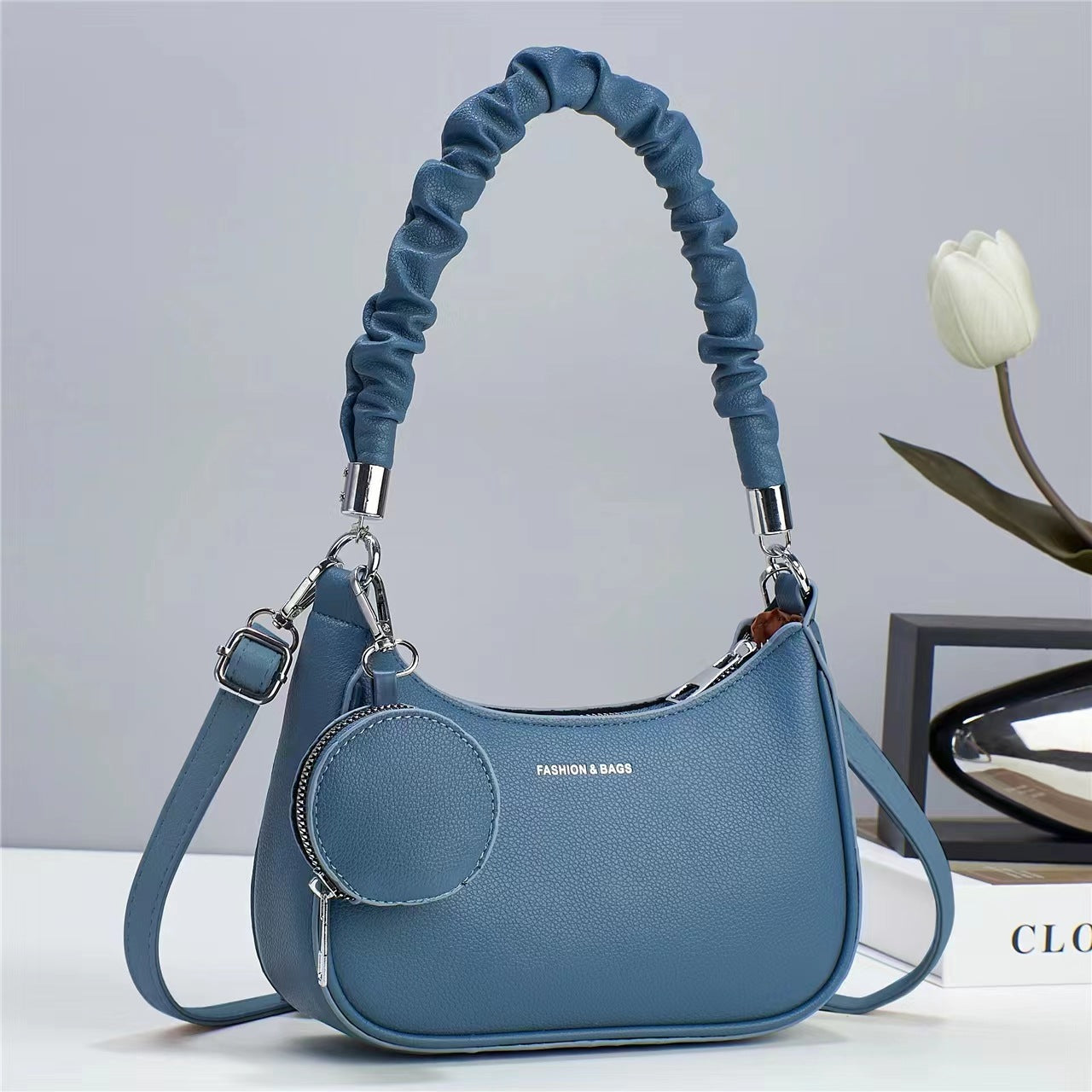 New texture handbag, exquisite atmosphere