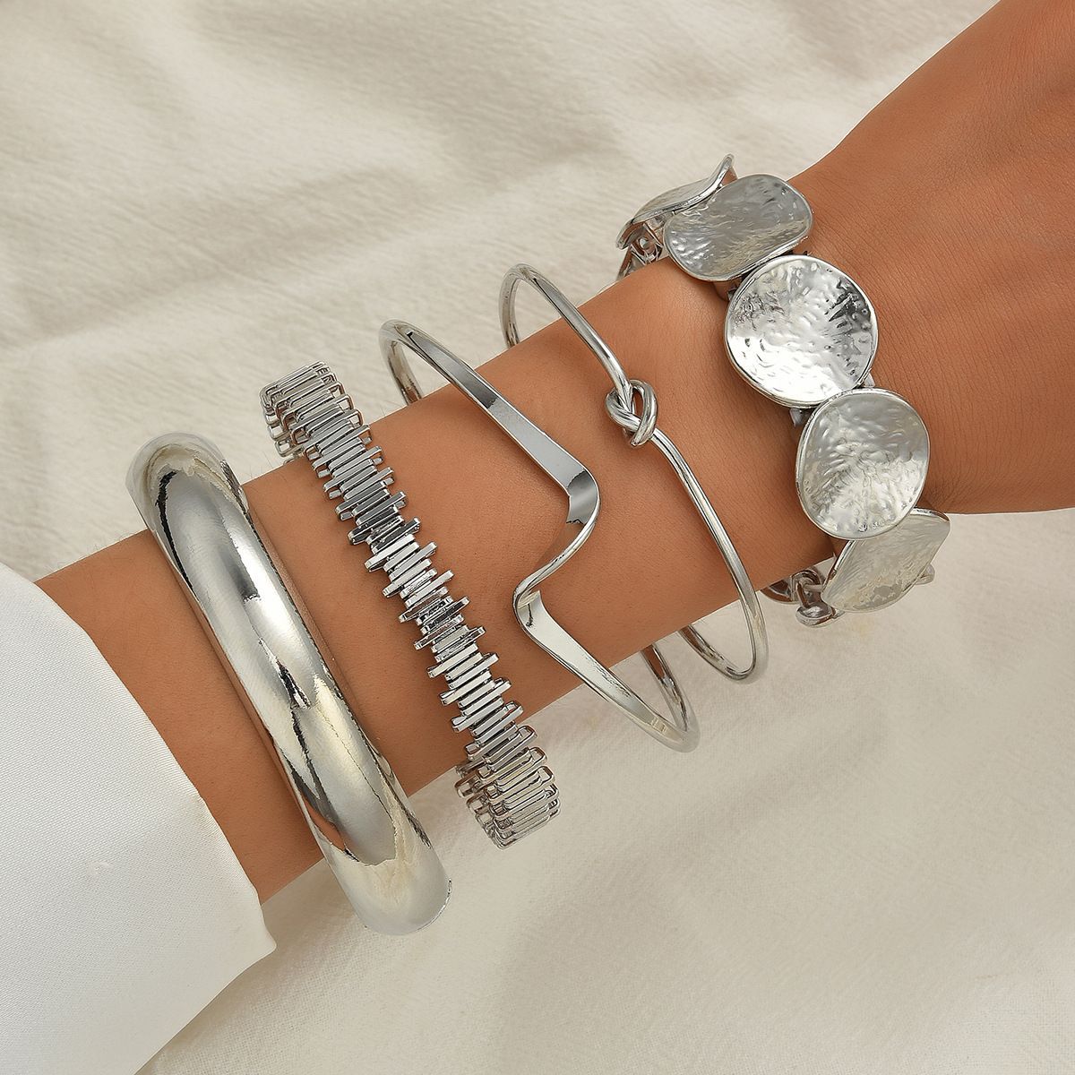 Exaggerated Leaf Glossy Open Bracelet Irregular Striped Cuff Bangle for Women