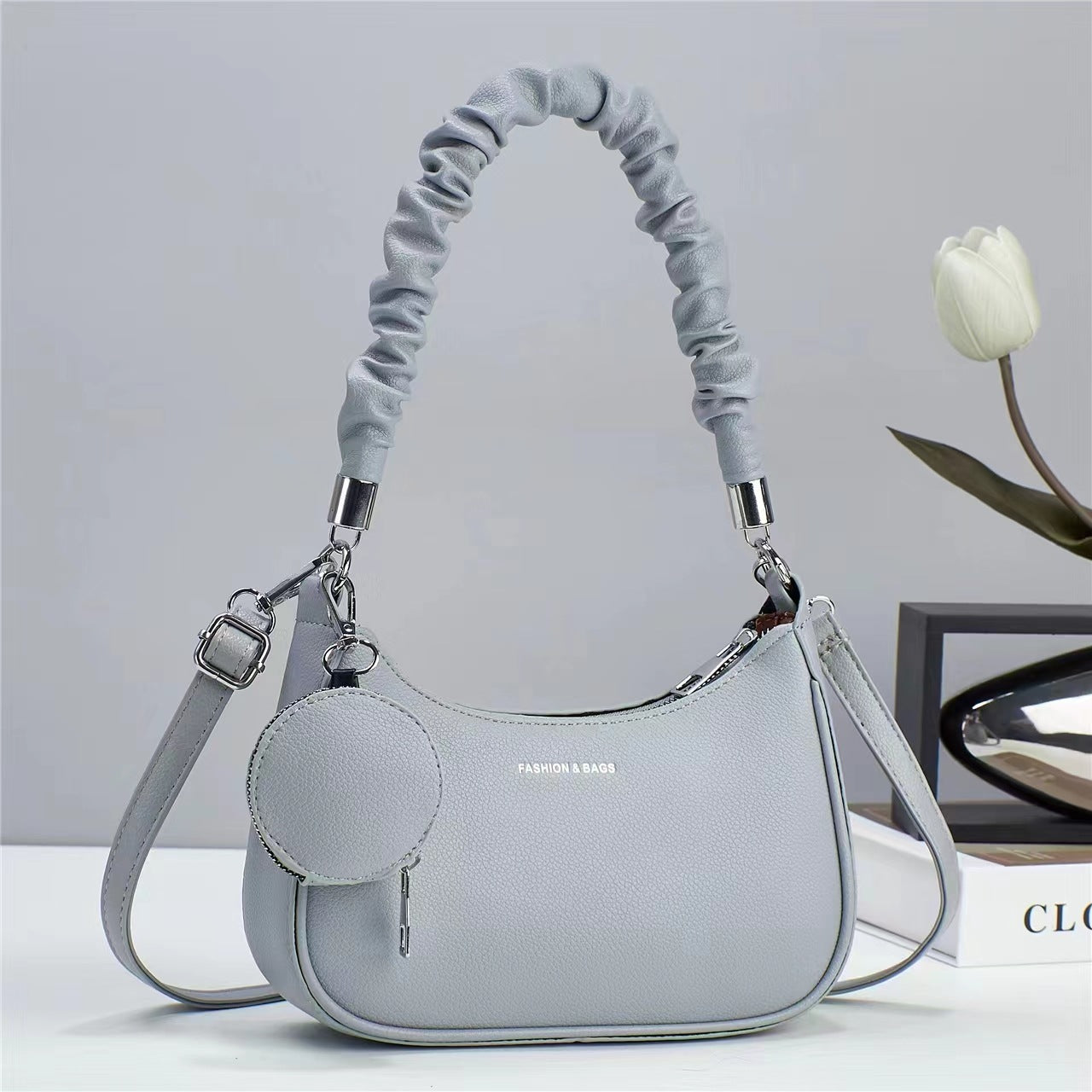 New texture handbag, exquisite atmosphere