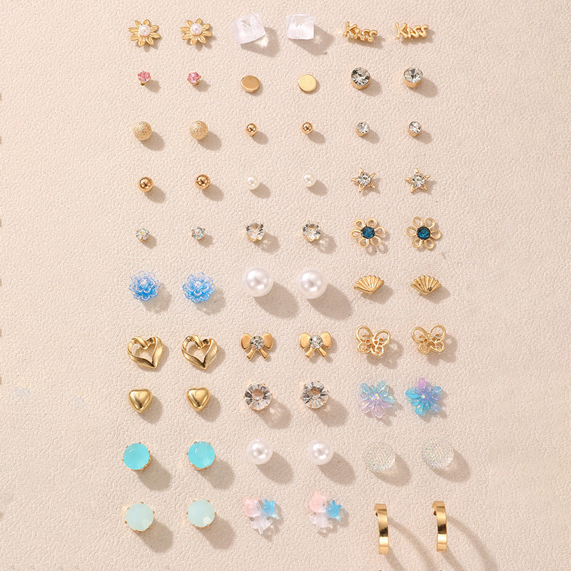 Small Love Pearl Geometric Female Stud Earrings- 30 Pairs