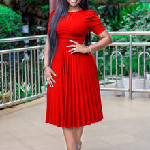 Women's new one-shoulder slanted collar pleated cut-out dress