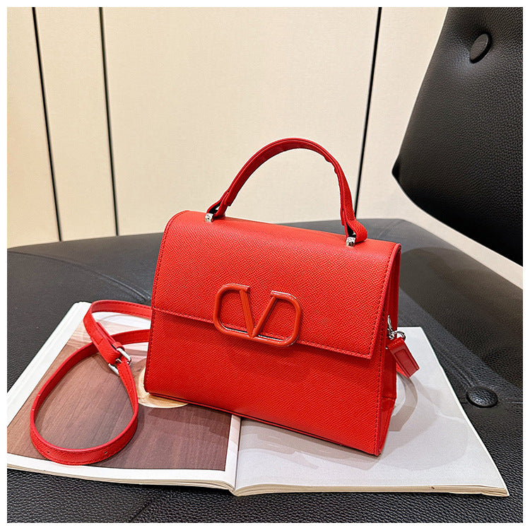 Classic Retro Shoulder Bag