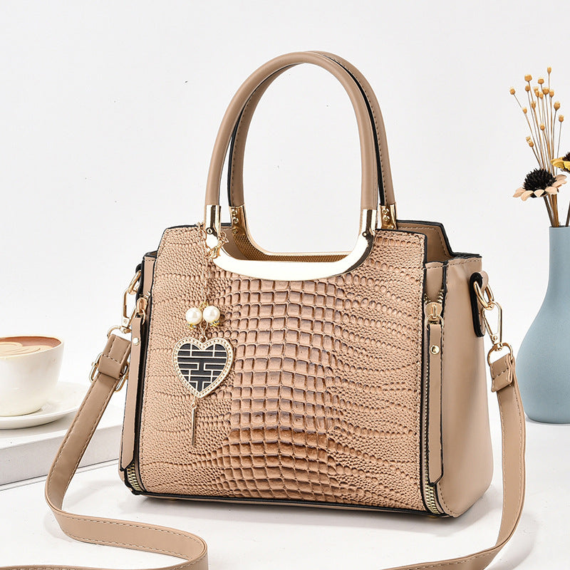 Summer new trendy atmosphere women's handbags