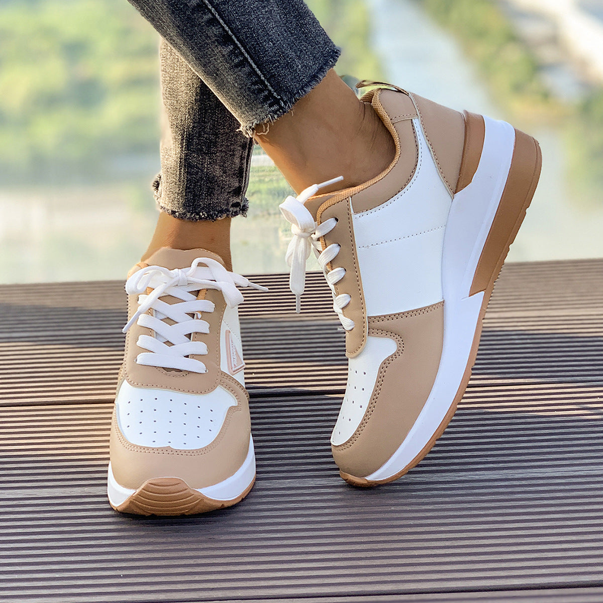 New Casual Low-Top Fashion Sneakers: Wedge Shoes for Women