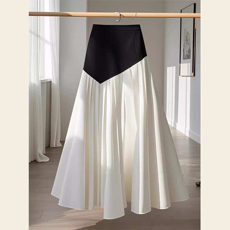 Classic Black & White Paneled Skirt