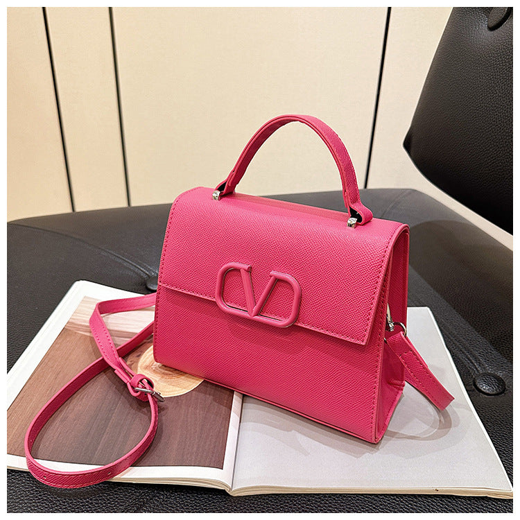 Classic Retro Shoulder Bag