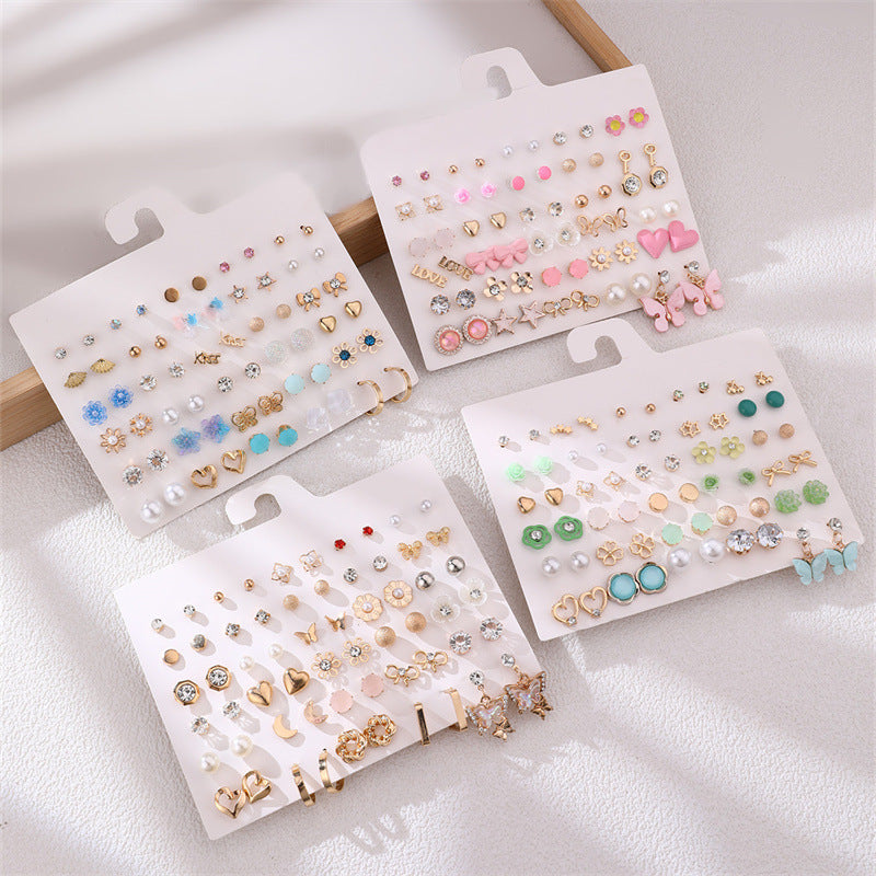 Small Love Pearl Geometric Female Stud Earrings- 30 Pairs