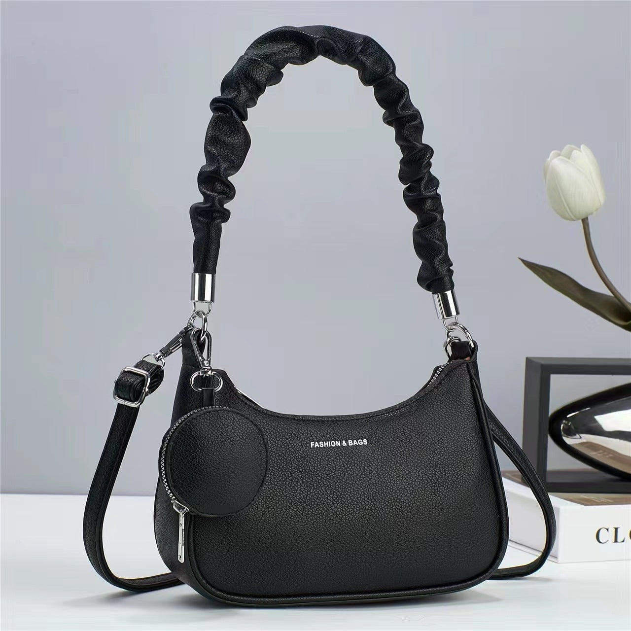 New texture handbag, exquisite atmosphere