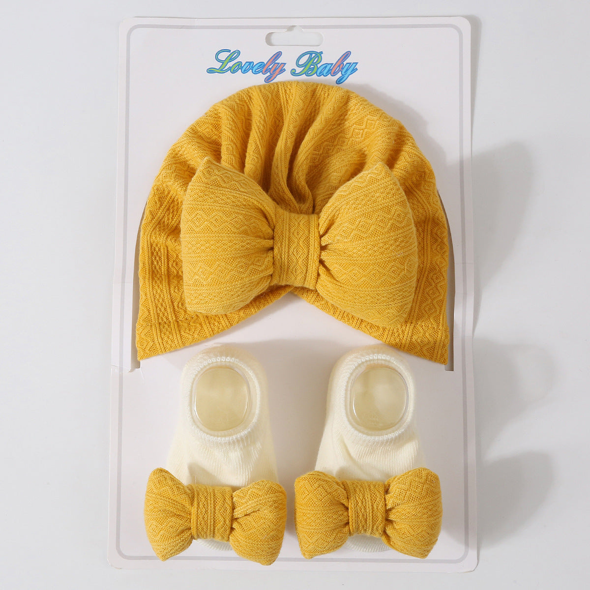 Newborn Knitted Hat & Socks Set
