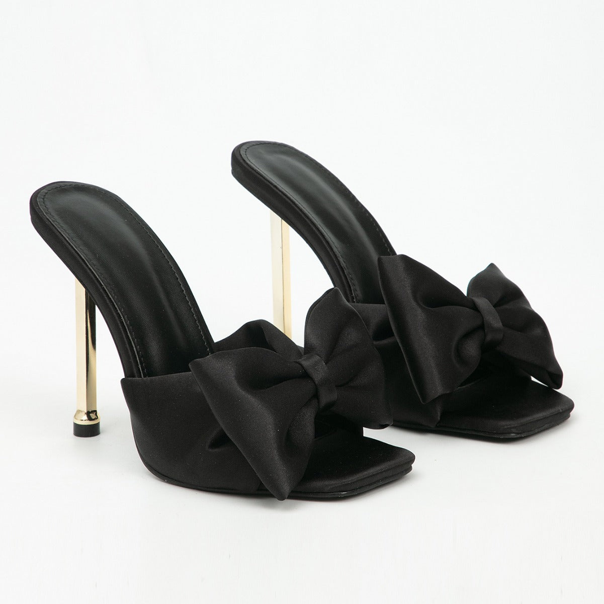 Fashionable and comfortable, bow plating, high heel