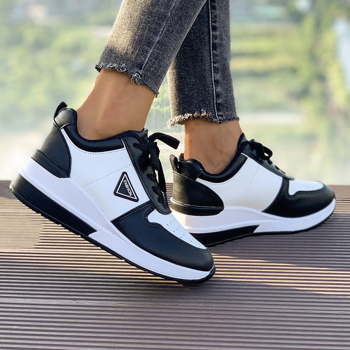 New Casual Low-Top Fashion Sneakers: Wedge Shoes for Women