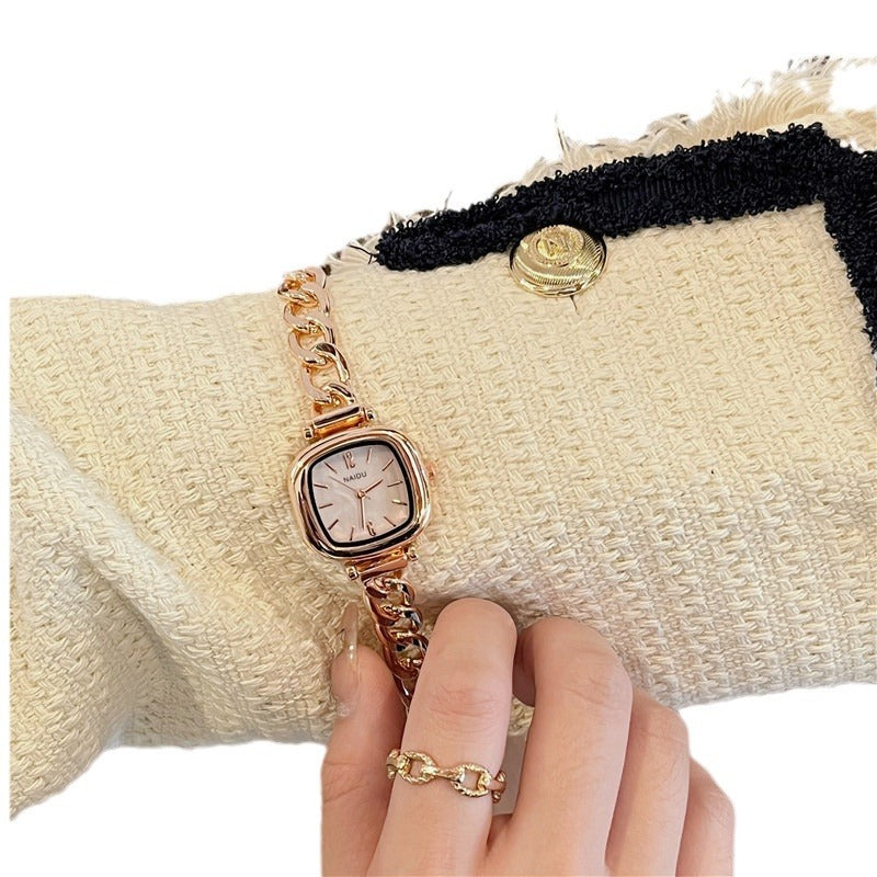 Mother-of-pearl small square plate chain watch