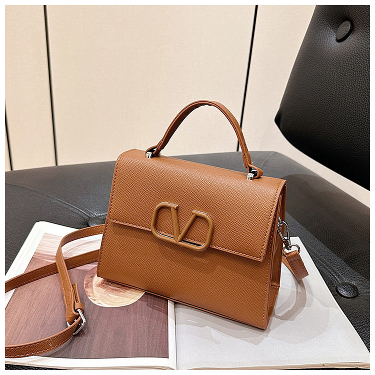 Classic Retro Shoulder Bag