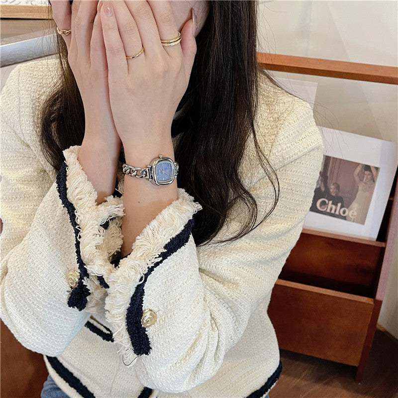 Mother-of-pearl small square plate chain watch