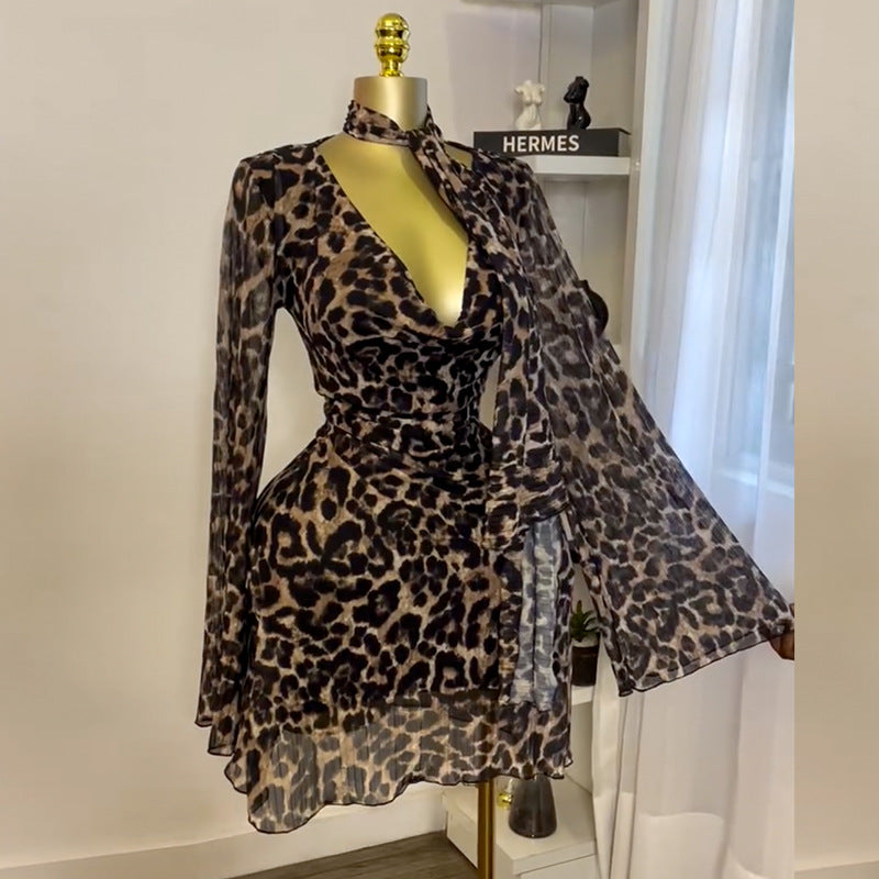 Sweet Print Pile Collar Bell Sleeve Dress