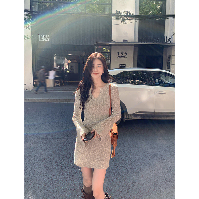 Sexy V-Neck Knitted Slim Fit Dress