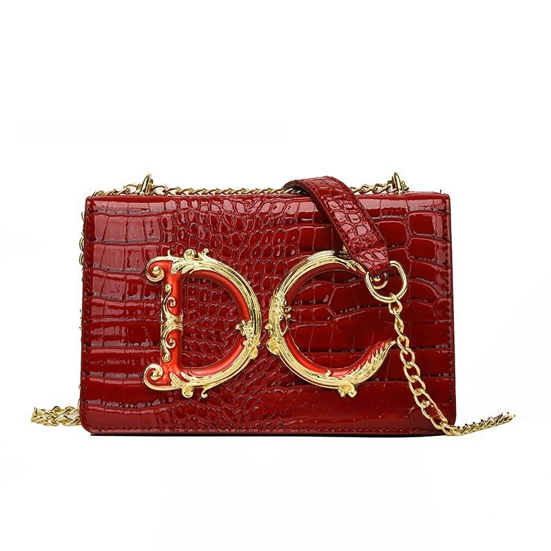 Trendy Croc-Effect Chain Shoulder Bag
