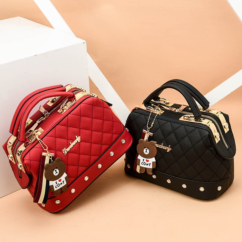 New trendy one-shoulder handbag