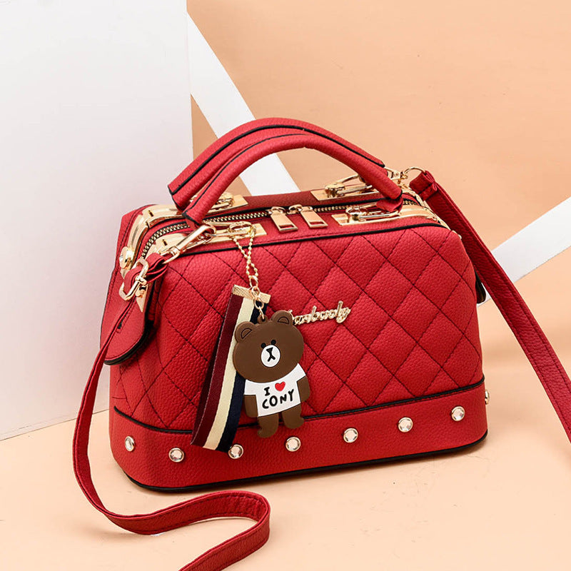 New trendy one-shoulder handbag