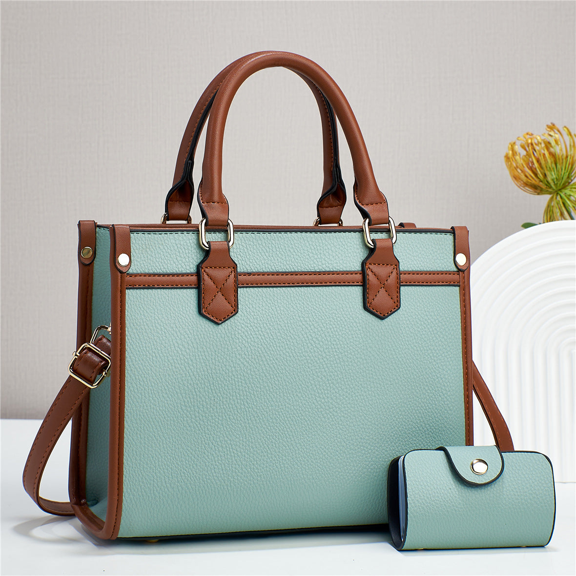 New ladies handbag large capacity