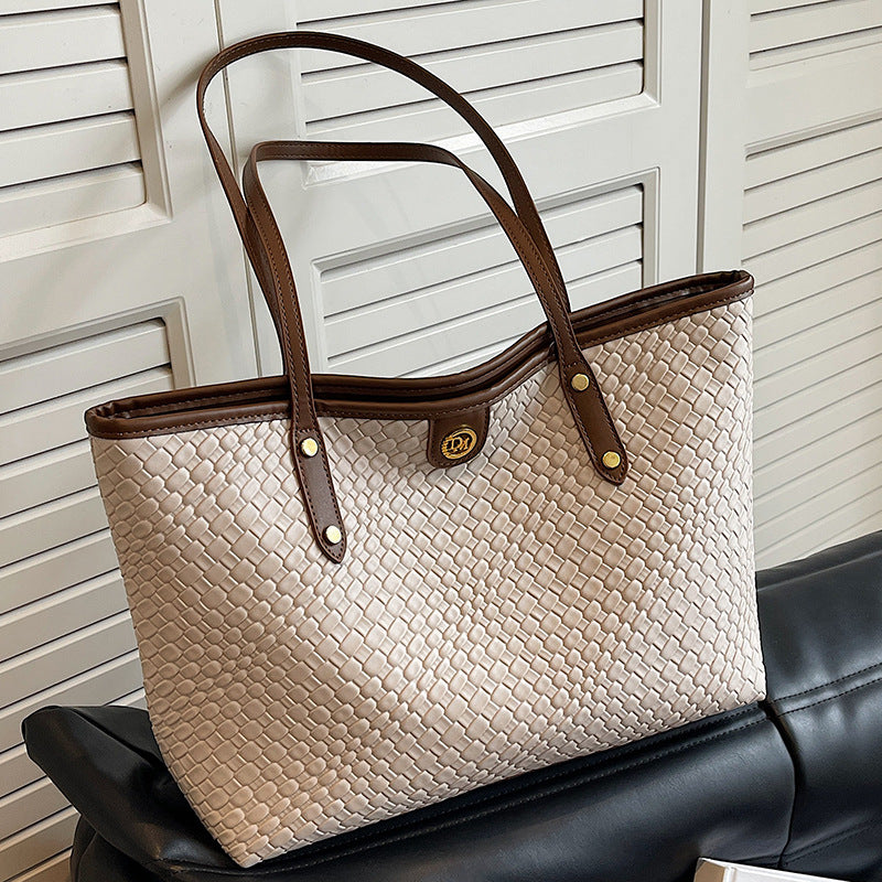 Fashionable Retro Large-Capacity Tote Bag - Versatile One-Shoulder & Hand-Held Design"