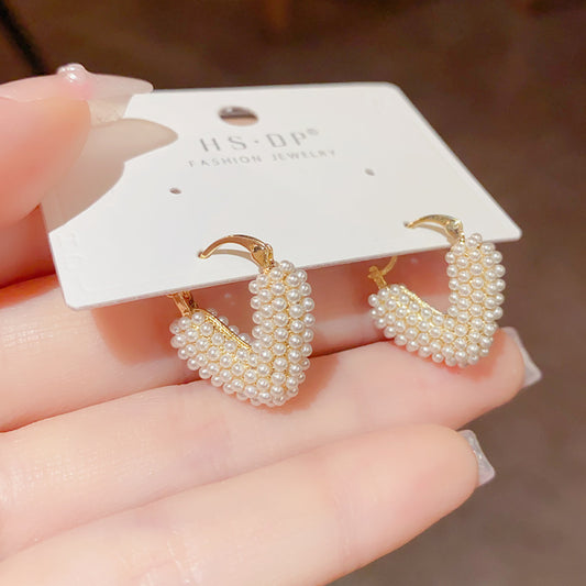 Light luxury, high-end fashion, niche design earrings