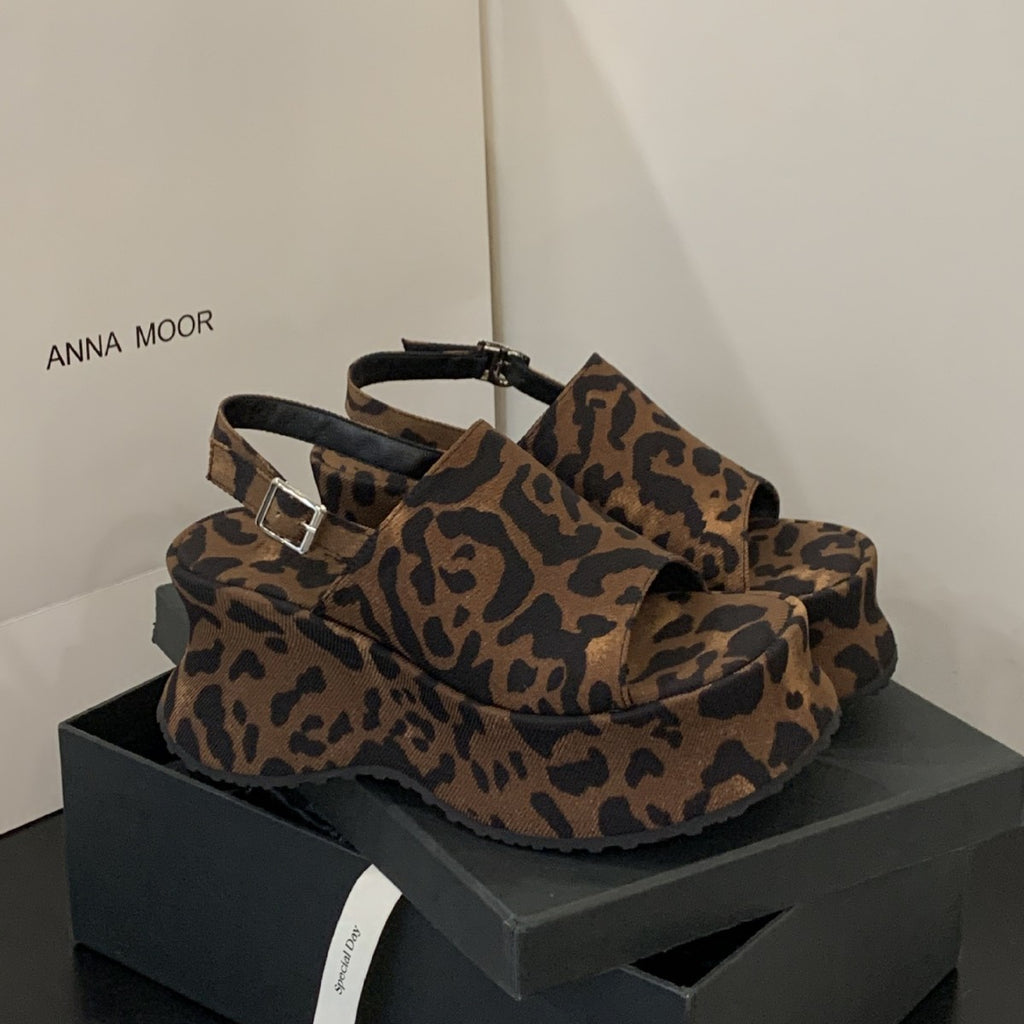 Women’s Muffin Platform Roman Sandals