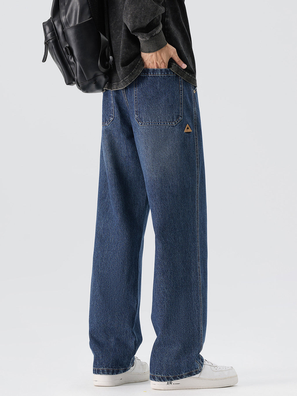 Men’s Loose Wide-Leg Straight Jeans