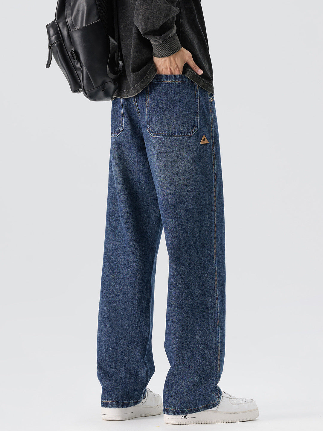 Men’s Loose Wide-Leg Straight Jeans