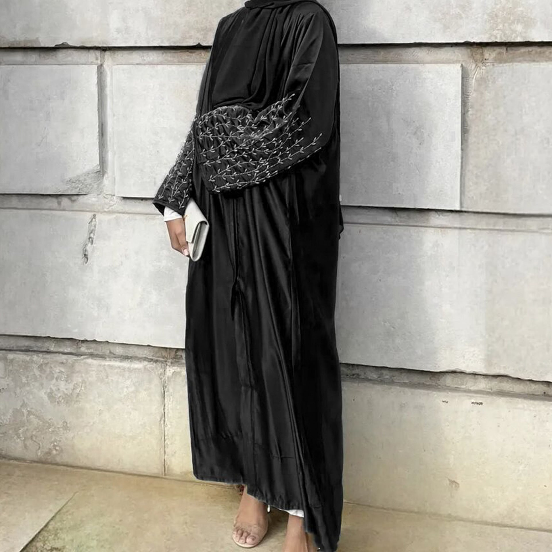 Islamic traditional dress Kaftan Abaya robe burqa (On Hand)