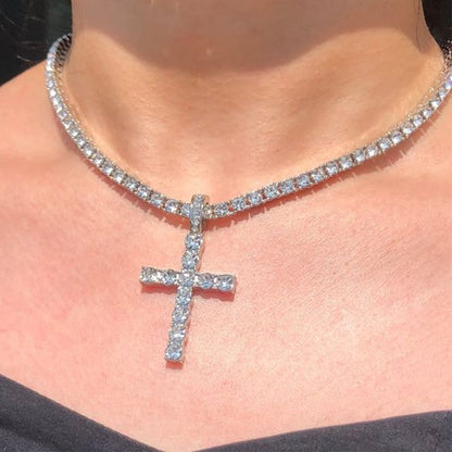 Simple cross necklace