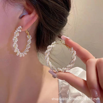 High-end light luxury temperament circle pearl earrings