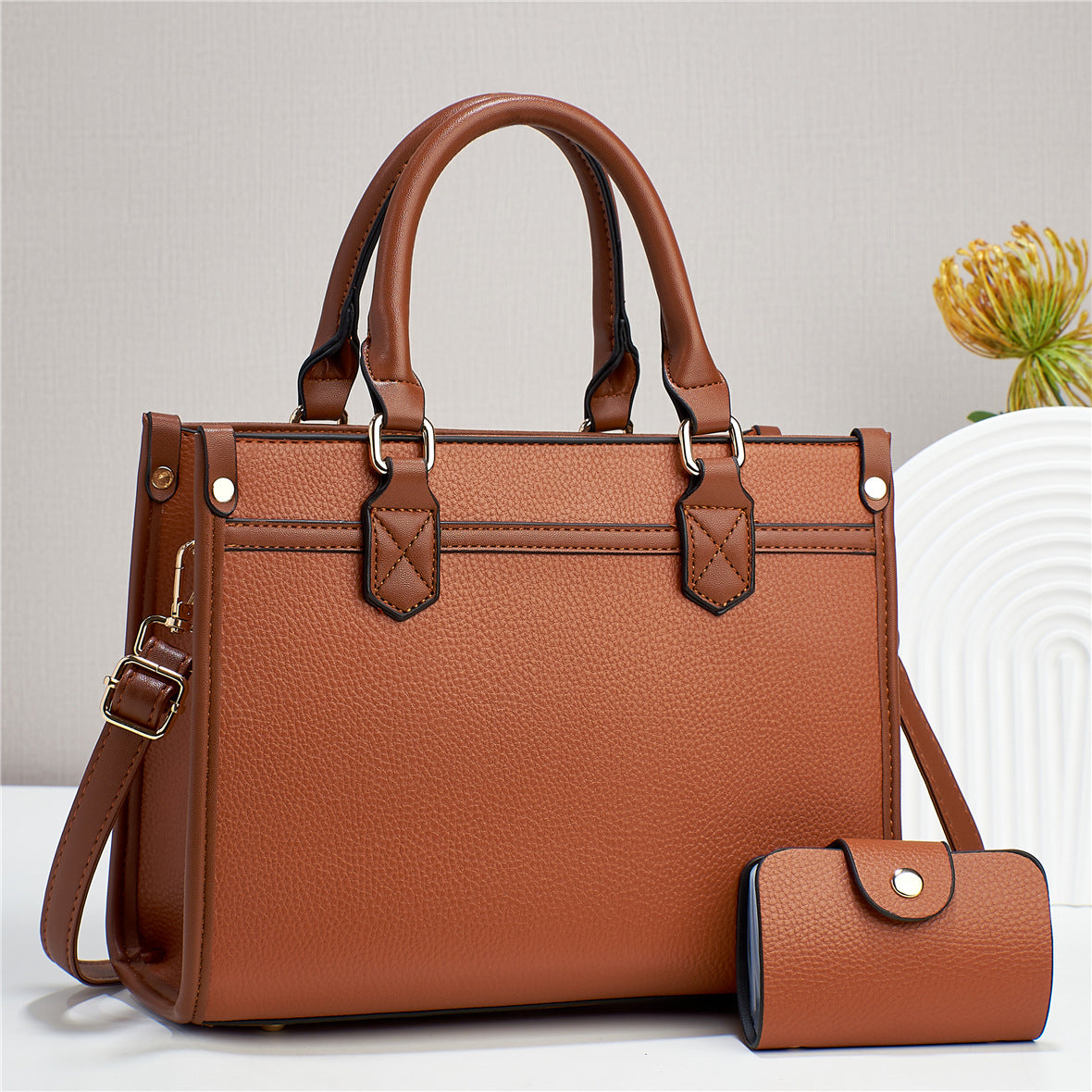New ladies handbag large capacity