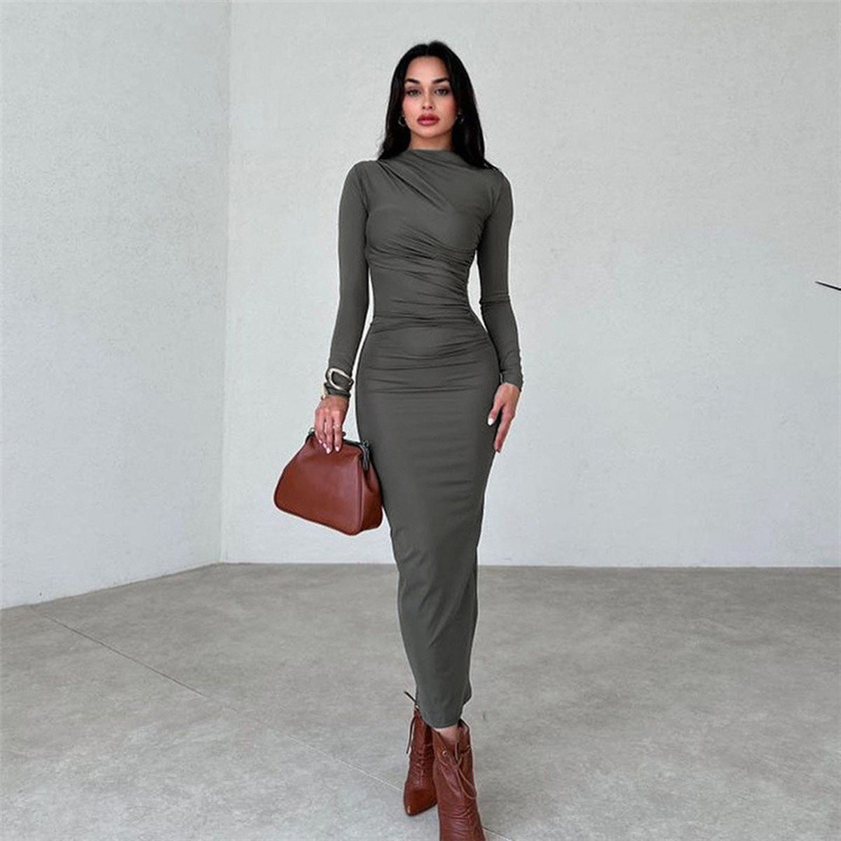 Slim, high-end solid color temperament long hip dress