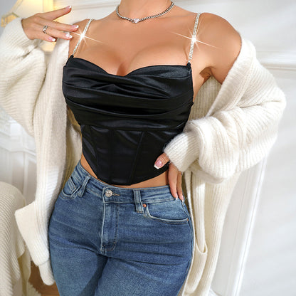 Fashionable high-class, sexy neck suspender top