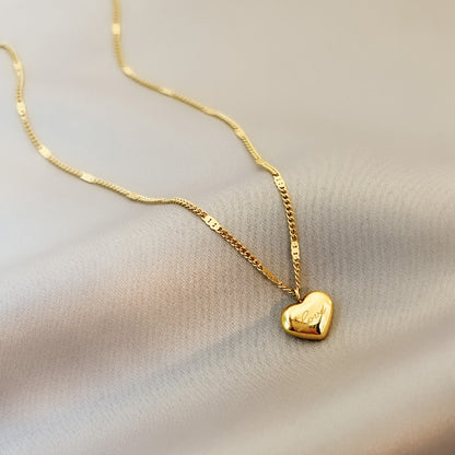 Love luxury necklace peach heart titanium steel Jewelry
