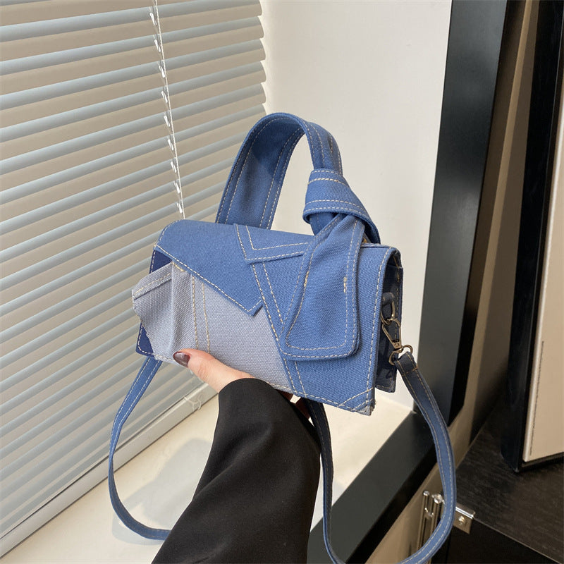 Simple stitching small square bag