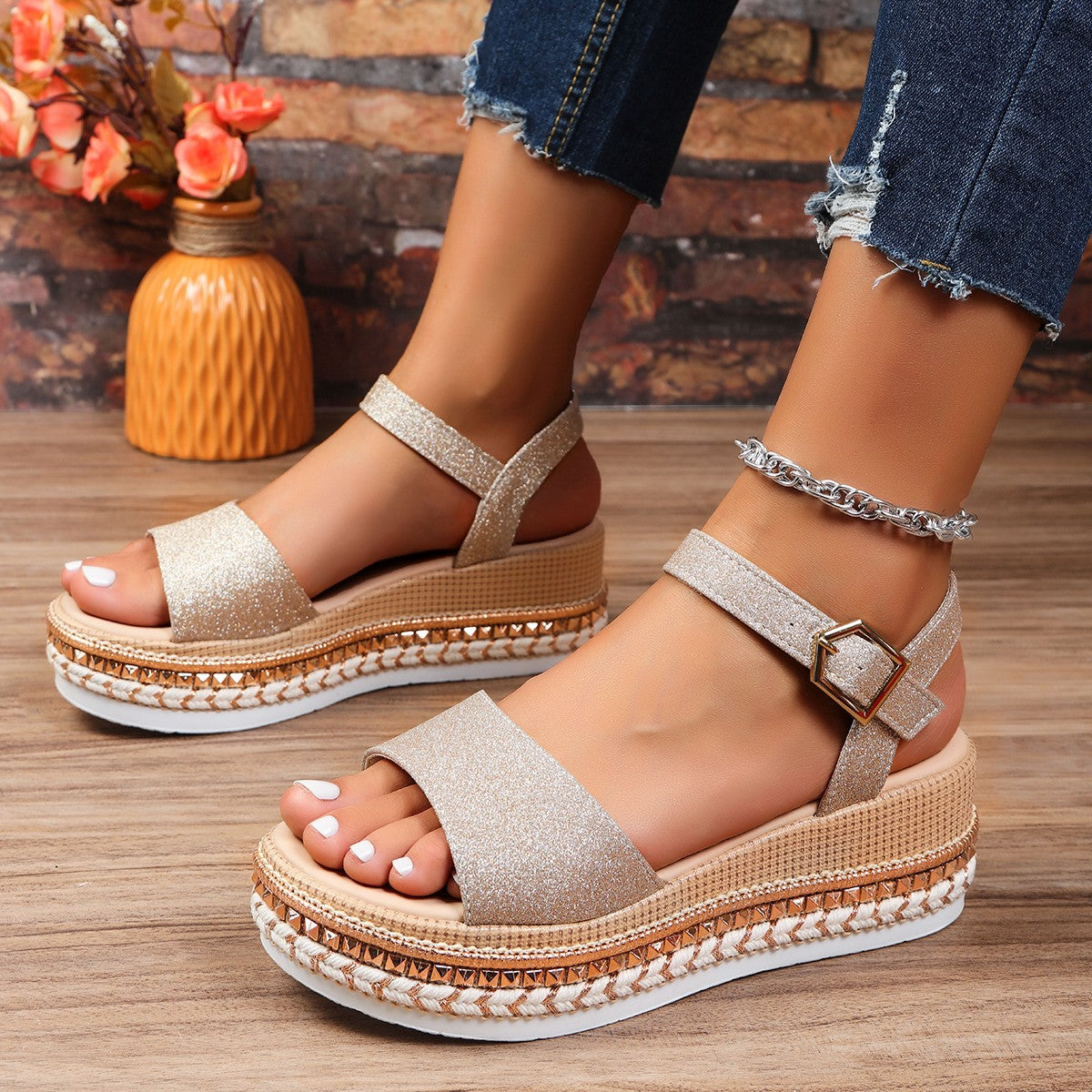 Summer Chic: Thick-Sole Fish-Mouth Platform Sandals