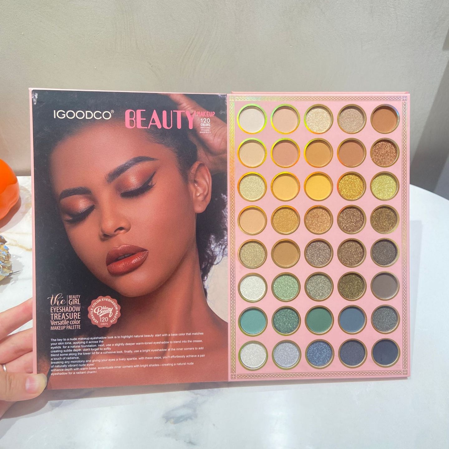 120 color book-style eye shadow: palette matte pearlescent multi-color makeup palette.