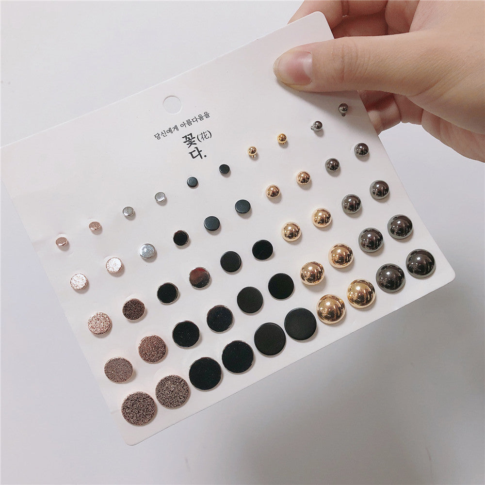 Pearl Stud Earrings Set – 30 Pairs Fashion Earrings for Women
