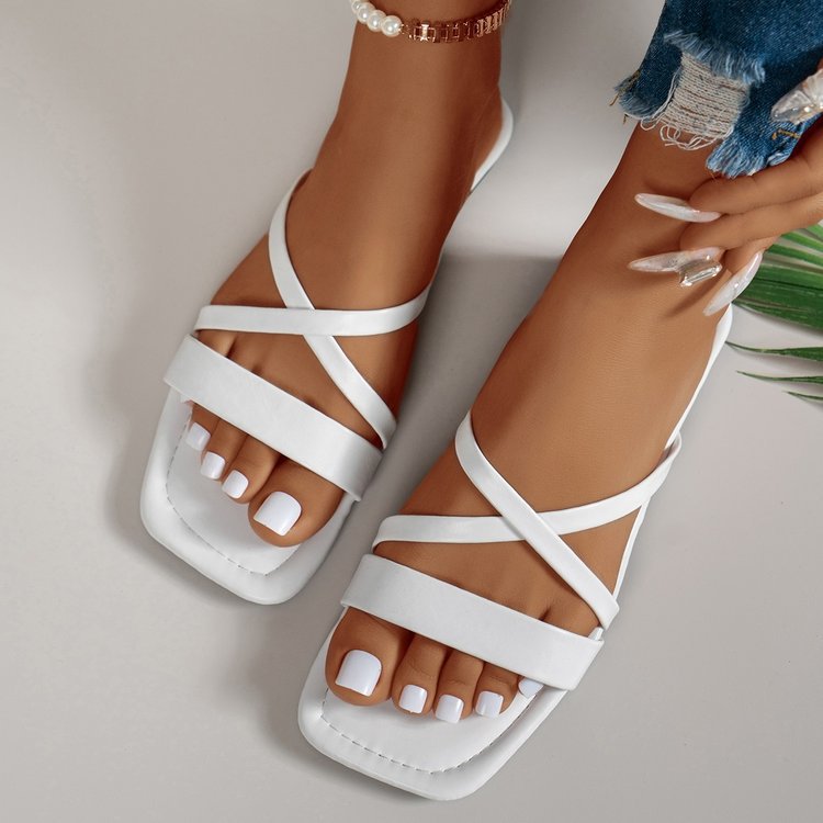 New Flat Sole Slotted Thin Belt Casual Sandals
