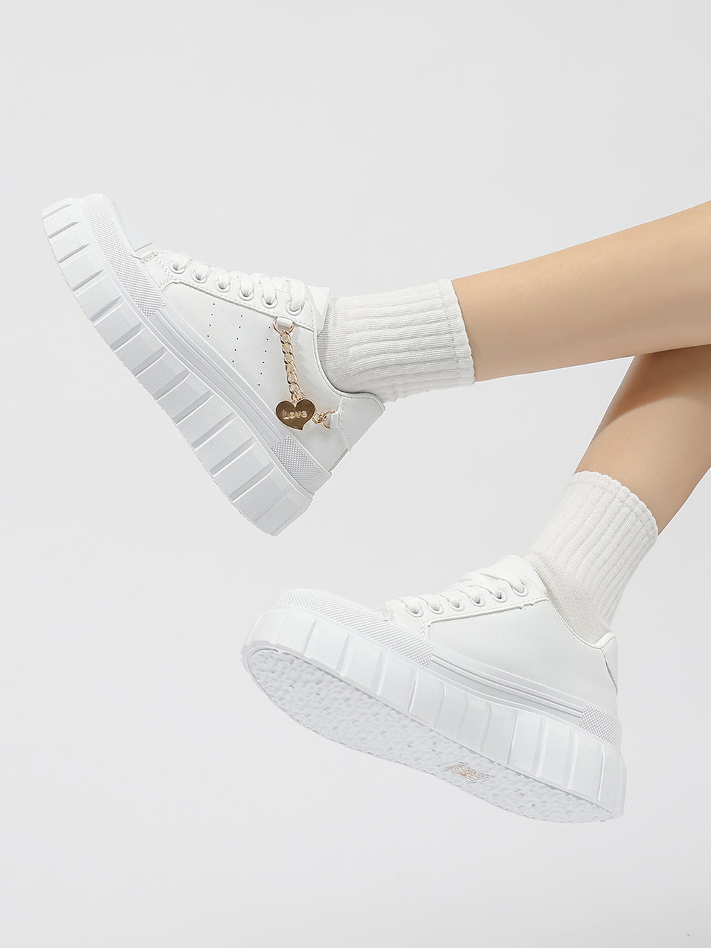 New plus-size women's shoes thick-soled heightened white shoes