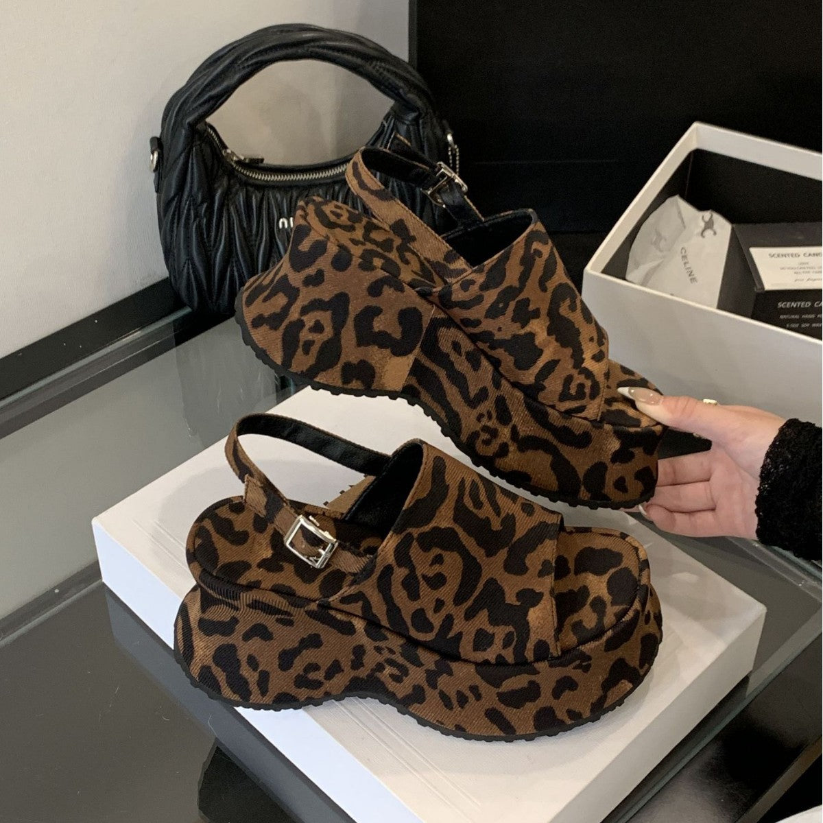 Women’s Muffin Platform Roman Sandals