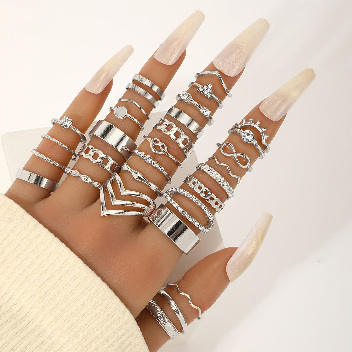 22-Piece Butterfly, Pearl, and Geometric Ring Set