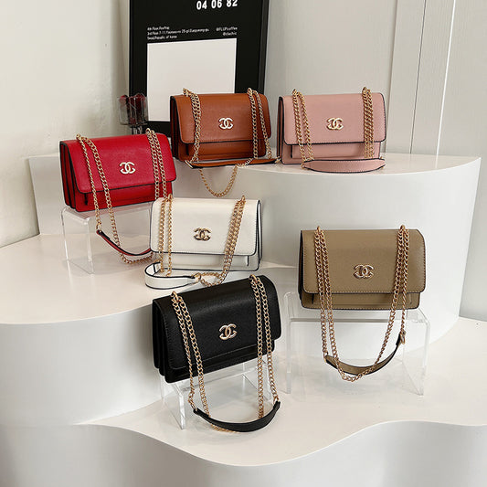 Trendy Square Shoulder Bag with Chain Strap