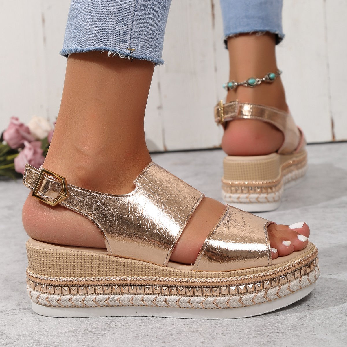 Summer Chic: Thick-Sole Fish-Mouth Platform Sandals