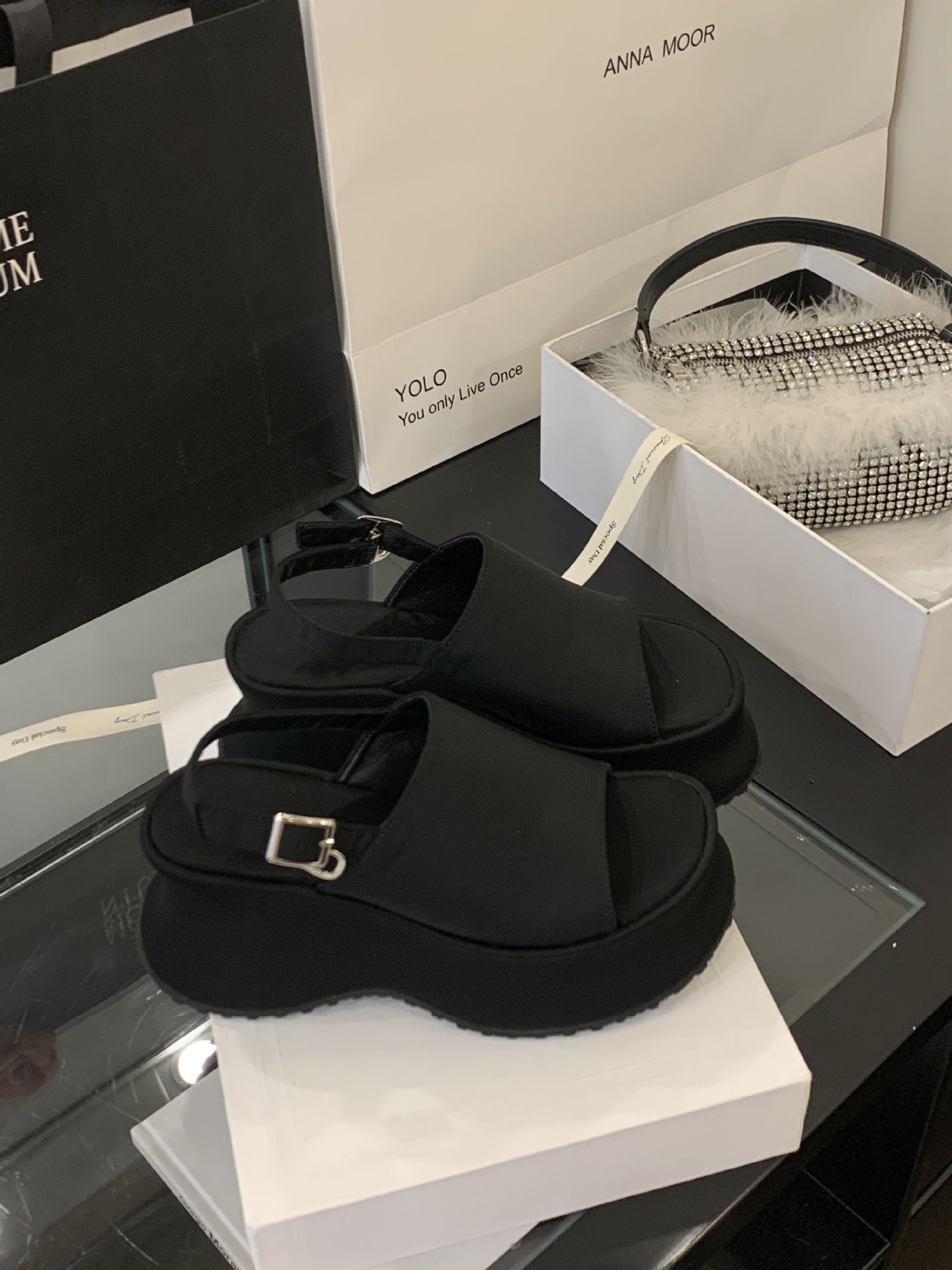 Women’s Muffin Platform Roman Sandals
