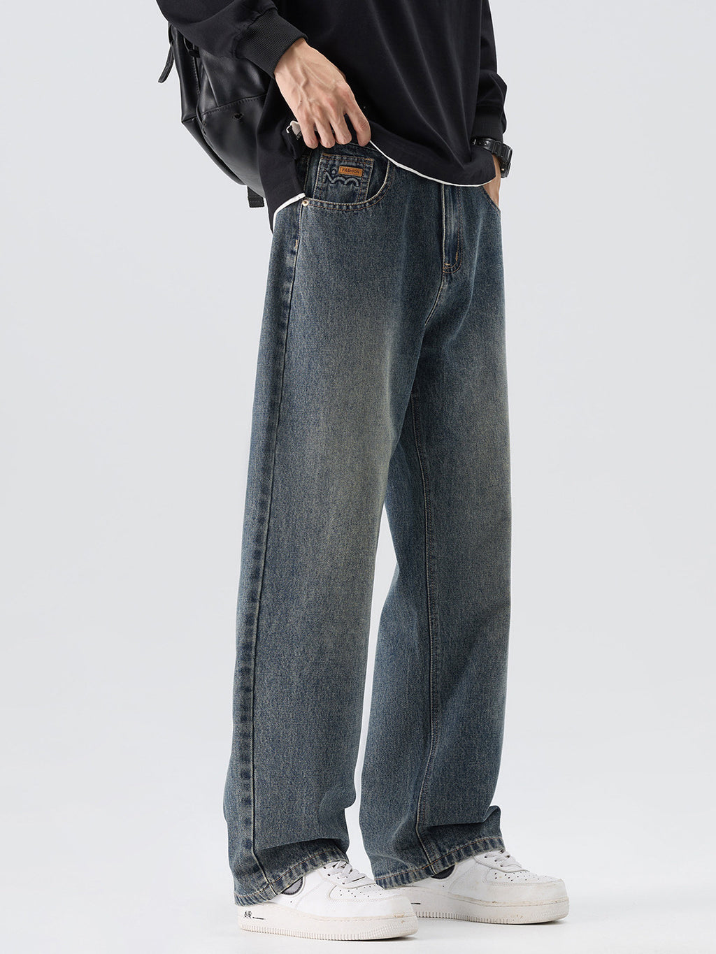 Men’s Loose Wide-Leg Straight Jeans