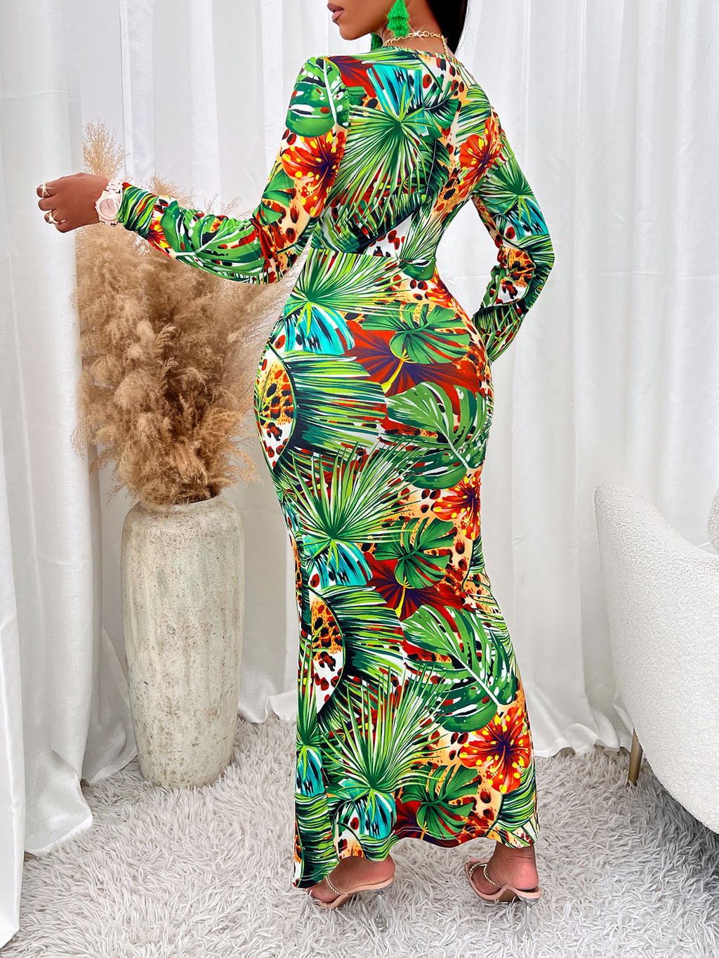 Fall/Winter Casual Sexy Style New Printed V-Neck Waist Slit Long-Sleeved Dress (On Hand)
